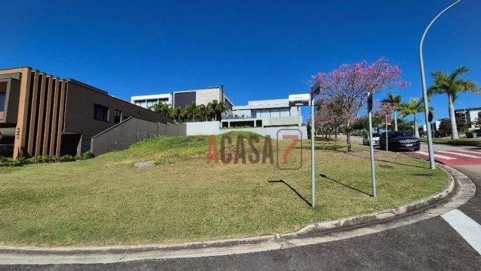 Terreno de Esquina com 621 m² à Venda no Condomínio Alphaville Nova Esplanada | Votorantim