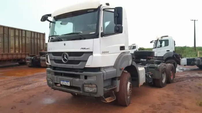 MB AXOR 3344 ANO 2022 APENAS 198.162 KM