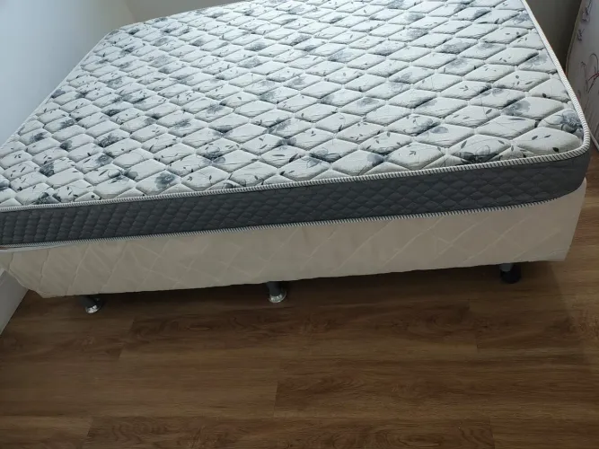 Cama box - Excelente estado
