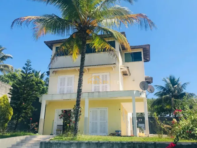 Casa com 3 dormitórios à venda, 267 m² por R$ 2.000.000,00 - Costazul - Rio das Ostras/RJ