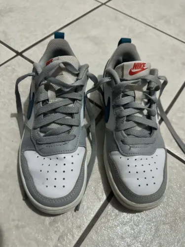 Tênis juvenil Nike original