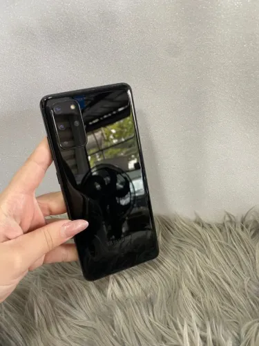 SAMSUNG S20+