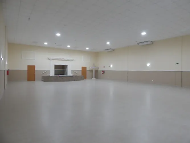 Terreno: 630m², Área Construída: 1060m², Zoneamento: ZM Terreno: 630m², Área Construída: 1