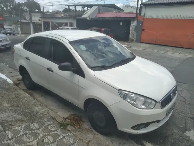 Fiat Grand Siena Attractive 1.0 Flex 8V 4P 2018