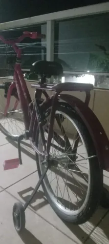 Bicicleta aro 20 infantil feminina rosa - pouco uso