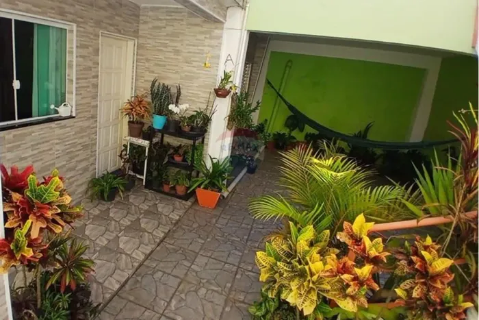 Casa à Venda com 2 quartos no Parque das Américas Mauá/SP