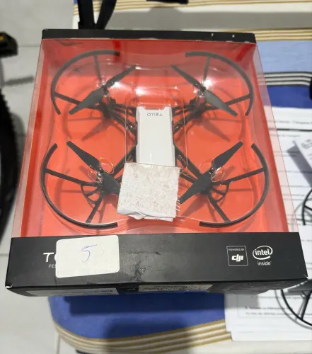 Vendo Drone DJI Tello BR-NA, Novo