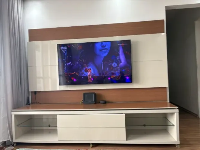 rack + Painel laqueado -medidas 2,40 x 1,36