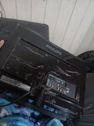 Vendo esse monitor/TV