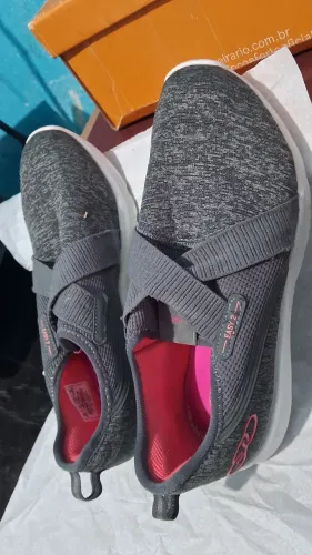Vendo tênis feminino olímpicos