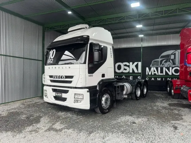IVECO STRALIS 420 6X2 2010