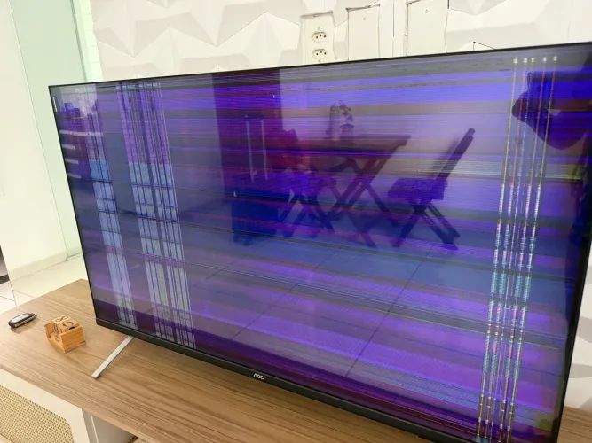 TV - RETIRADA DE PEÇAS 