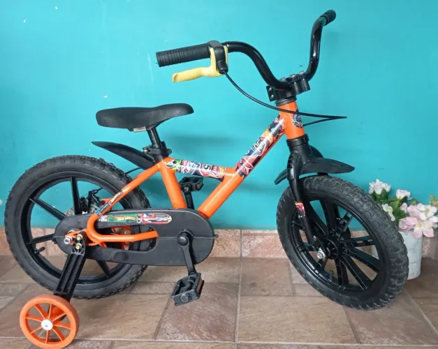 Bicicleta Btwin alumínio aro 14
