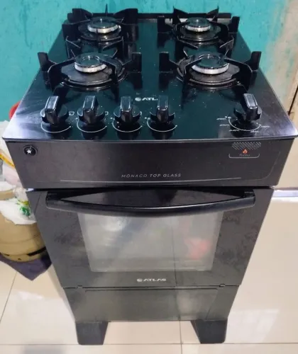 Fogão 4 bocas mesa de vidro 