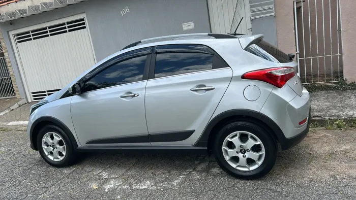 Hyundai HB20X Premium 1.6 Flex 16V Aut. 2015