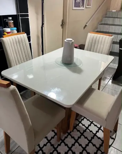Mesa de Jantar 4 cadeiras