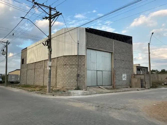 Galpão Comercial para Locação ou Venda - 300 m² | Excelente Localização