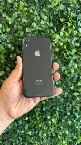 IPHONE XR 64GB