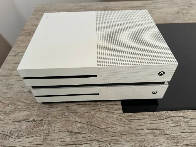 Xbox one S - 2 unidades