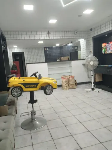 Carrinho pra barbearia 