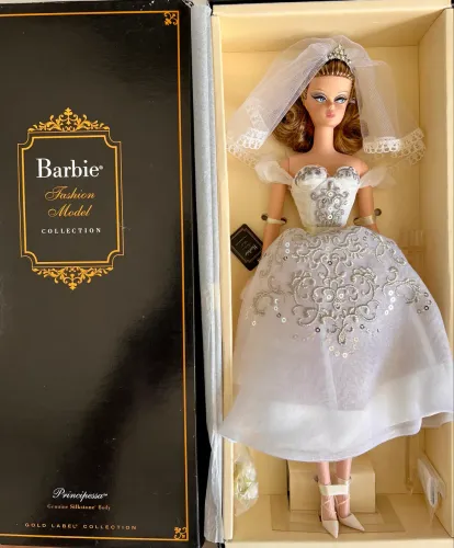 Barbie Silkstone LACRADA
