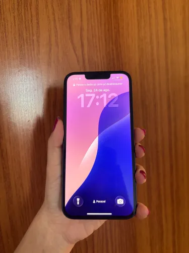 iPhone 16e