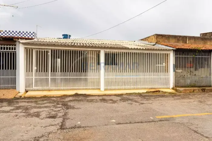 QNP 19 - Casa 3 quartos com suíte