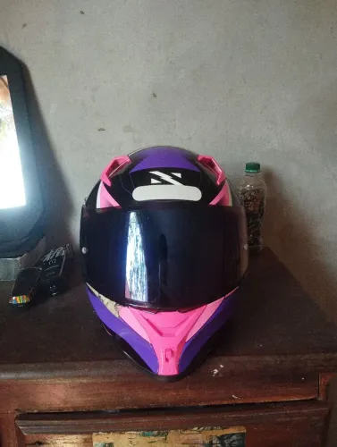 Capacete Norisk feminino