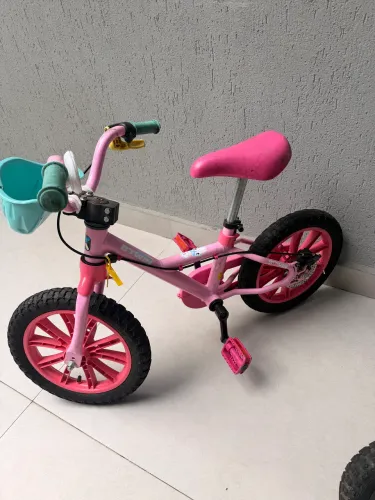 2 Bicicletas infantis