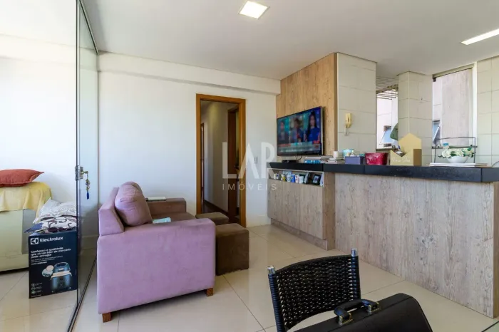 Apartamento à venda, 3 quartos, 1 suíte, 2 vagas, Nova Granada - Belo Horizonte/MG