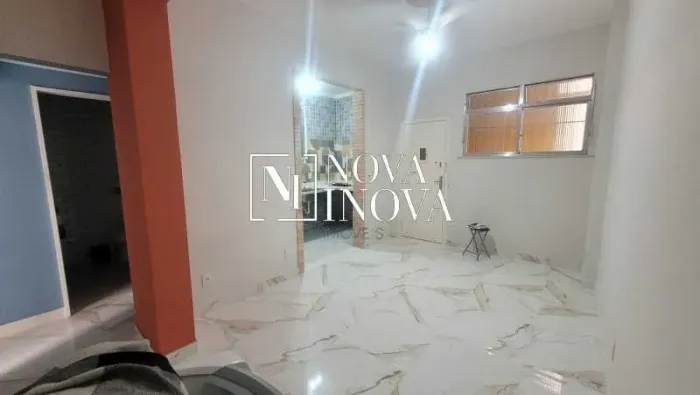 Apartamento : / Residencial / Copacabana
