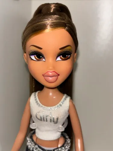 bratz forever diamondz yasmin