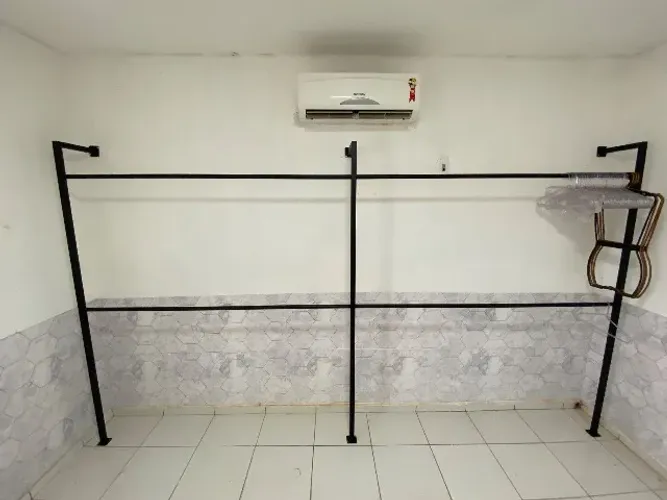 Vendo arara de roupas