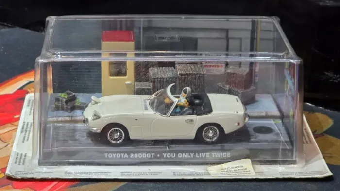 Carro Miniatura 007 Toyota 2000GT You Only Live Twice Lacrado