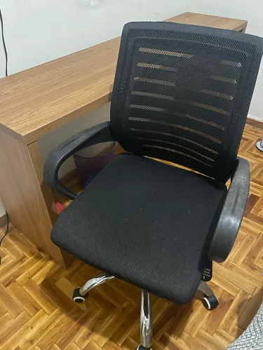 Cadeira escritório / rodinha