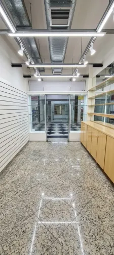  Loja no térreo (Real Shopping Bangu ) - Oportunidade / Aluguel Barato ponto comercial 