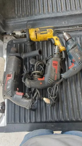 Sucata de furadeira Bosch e Skill