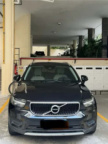 Volvo XC40 XC 40 T-4 Momentum 2.0 190cv FWD 2020