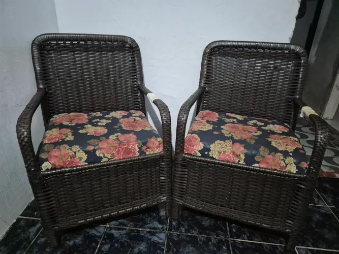 Vendo jogo de sofá de ária 