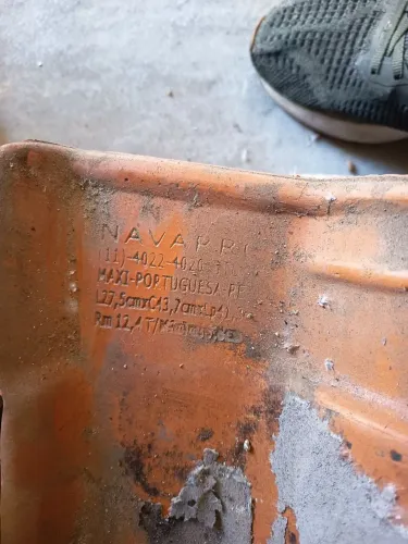 Vendo 280 telhas cerâmicas marca navarro