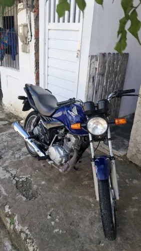 Fan 125 2010, leilão pra uso ou desmanche 