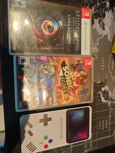 Jogos Nintendo Switch + case de proteção