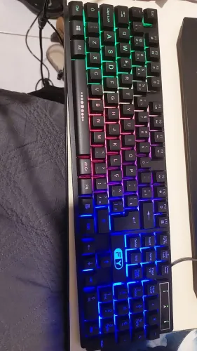 Teclado mecânico gamer RGB novo