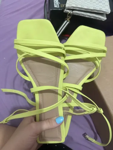Sandália verde