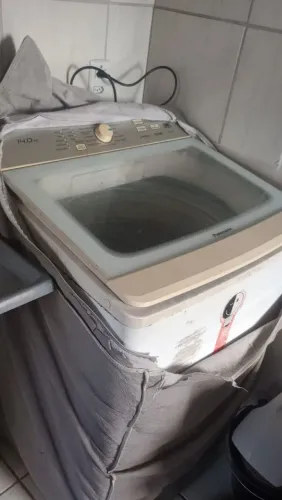 Máquina 14 kilos Panasonic