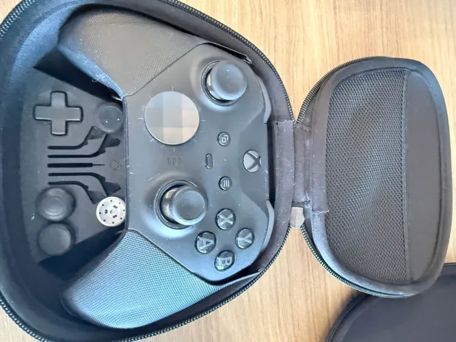 Controle Xbox Elite Series 2 Completo com Case e Acessórios