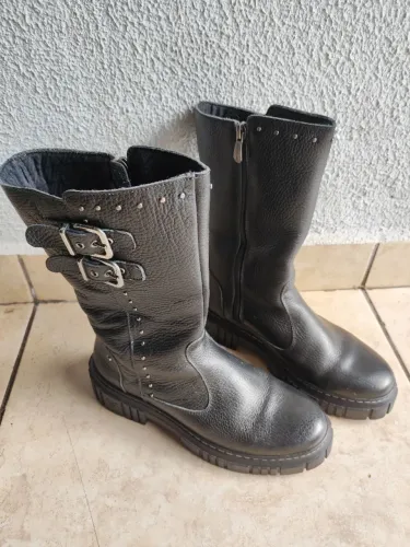 Vendo bota usada 