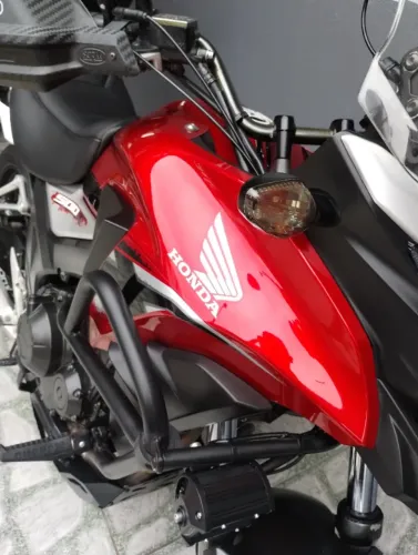 Moto pra pessoa exigente, só colocar gasolina e anda, não aceito troca, somente venda.