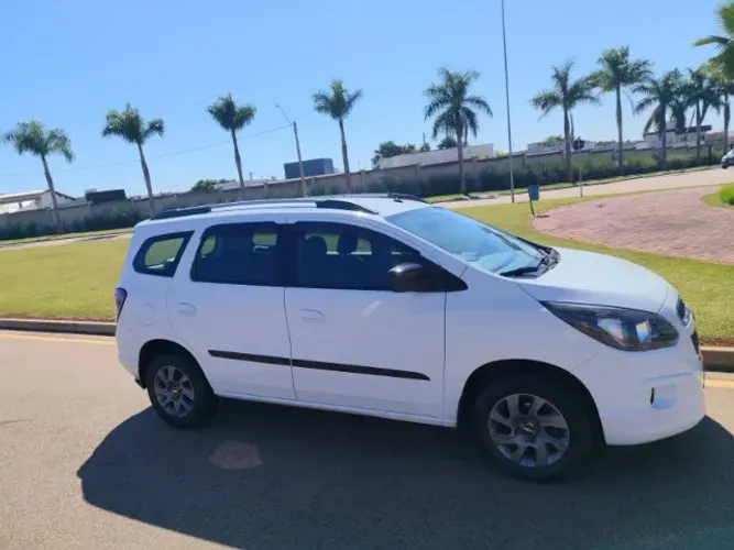 Chevrolet Spin Advantage 1.8 8V Econo.flex 5P Aut. 2018