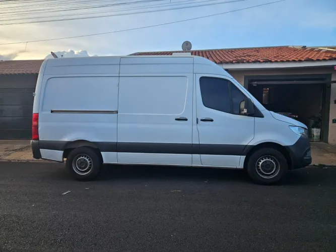 Mercedes-Benz Sprinter 314 Furgão Longo T.a. 2.2 Dies 2021